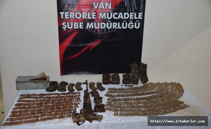 PKK'ya baskın! Çok sayıda silah ve mühimmat ele geçirildi