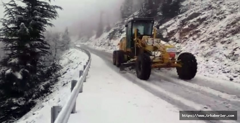 Sivas'ta hava şartları nedeniyle 32 köy yolu ulaşıma kapalı