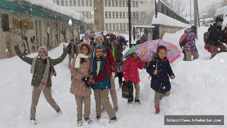10 Ocak Perşembe günü eğitime kar engeli! O illerimizde okullar tatil edildi...