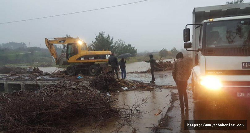 İzmir'de baraj taştı köprü çöktü! İşçiler mahsur kaldı