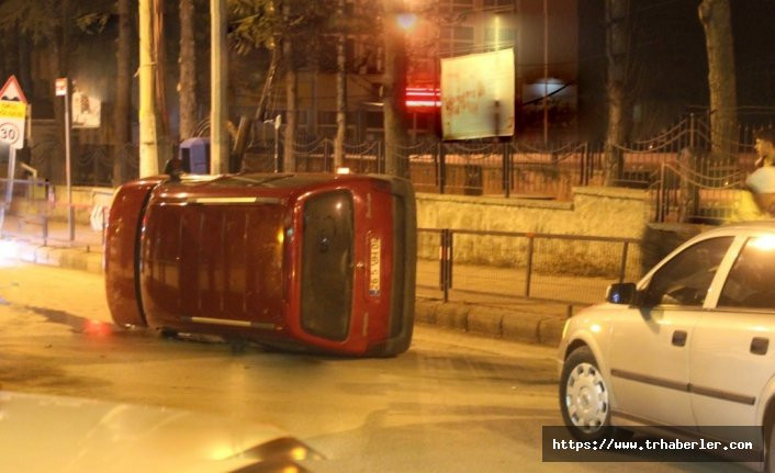 Kütahya'da trafik kazası: 3 yaralı