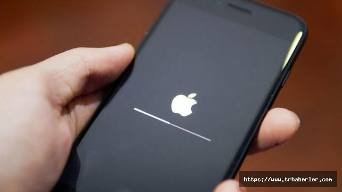 Apple'ın üzerinde ki lanet ne ? Apple'ın yeni güncellemesi iOS 12.1.4'de isyan ettiren hata!