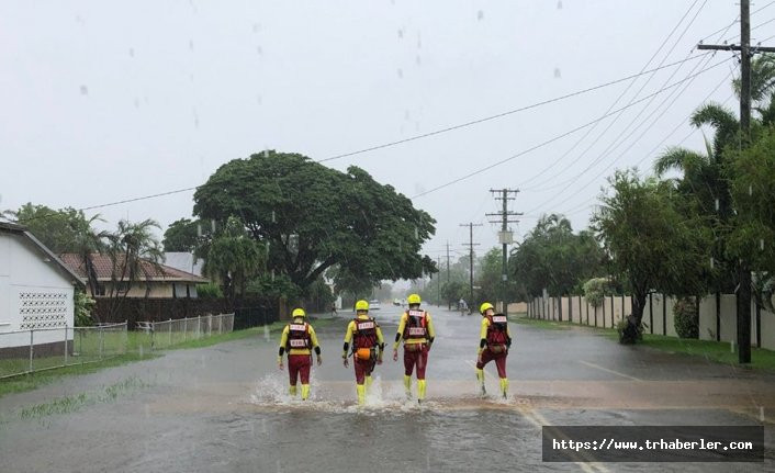 Avustralya'daki devasa selde 500 ev sular altında kaldı