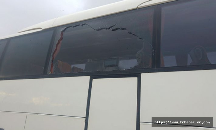 Evkur Yeni Malatyaspor takım otobüsüne taşlı saldırı