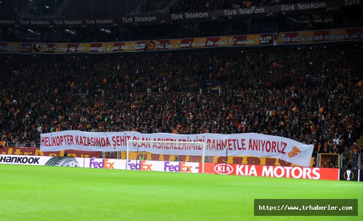 Galatasaray taraftarından Unutmadı! Taraftardan anlamlı pankartlar!
