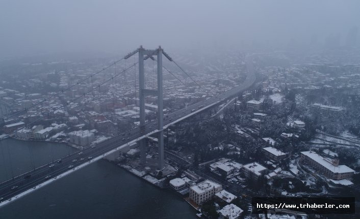 İstanbul gelinliğini giydi: İşte kar yağışı sonrası kartpostallık görüntüler!