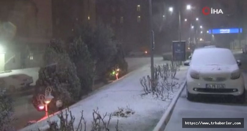 İstanbulda kar yağışı etkili oluyor! AKOM'dan son dakika kar yağışı açıklaması!