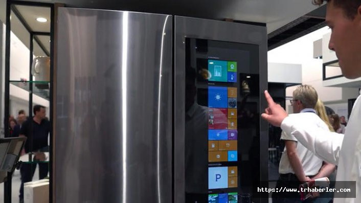 Samsung'dan devrim niteliğinde yenilik! ''Çöpçatanlık'' yapan buzdolabı geliştirdi