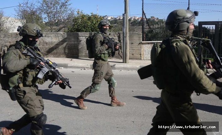 Silahlı çatışma! İsrail askerleri cami bastı!