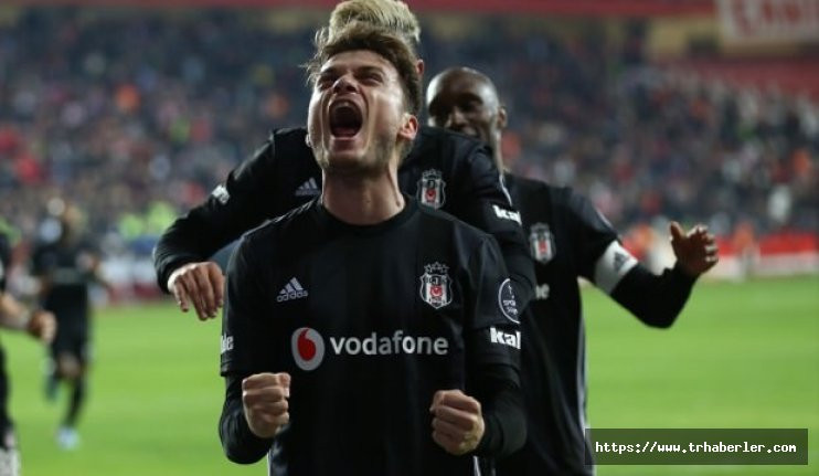 Beşiktaş'ın yıldız futbolcusu Adem Ljajic'e milli davet!
