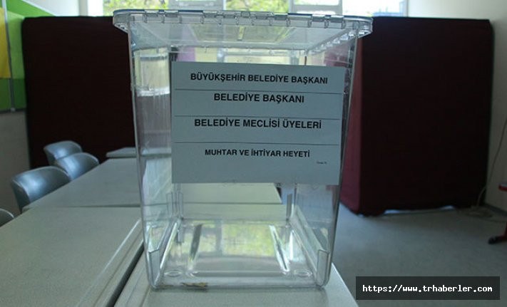 İstanbul'da okullarda seçim sandıkları kuruldu!