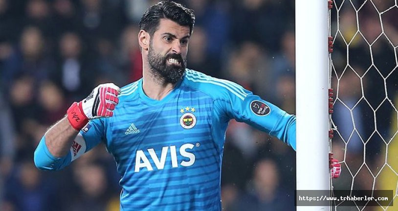 Volkan Demirel, Trabzonspor maçında yerinde duramadı!Arkadaşlarını uyardı