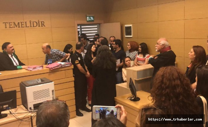 Avukatın etek boyuna tepki gösteren hakim Mehmet Yoylu için karar verildi