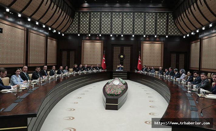 Cumhurbaşkanı Erdoğan, bakan ve TÜSİAD üyeleriyle görüştü