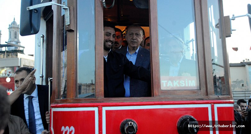 Cumhurbaşkanı Erdoğan nostaljik tramvay ile iftara geldi! video izle