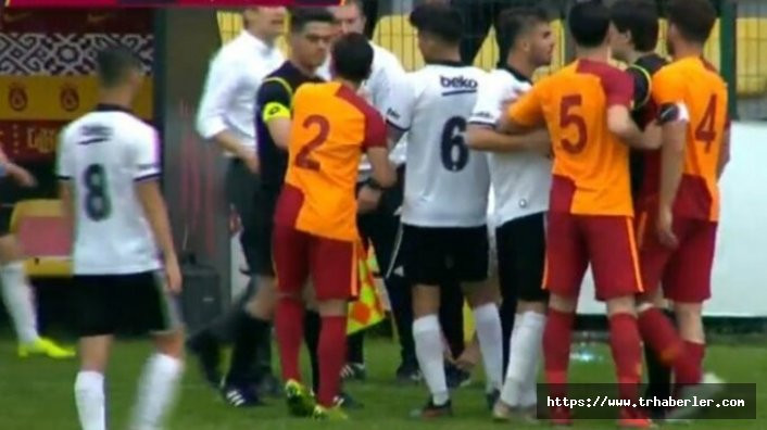Galatasaray - Beşiktaş U21 derbisinde olay! Kırmızı kart çıktı...