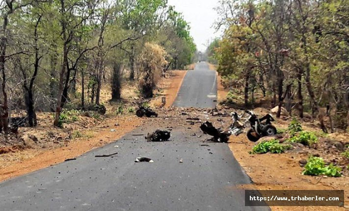 Hindistan’da polis aracına mayınlı saldırı: 16 ölü