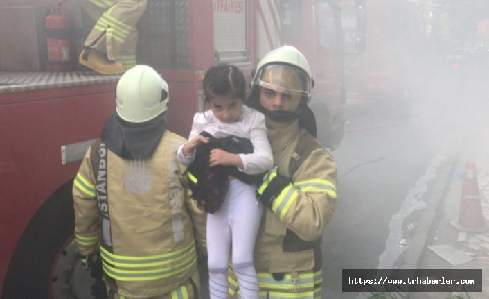 İstanbul'da korkutan anlar! 20 kişi yangında mahsur kaldı