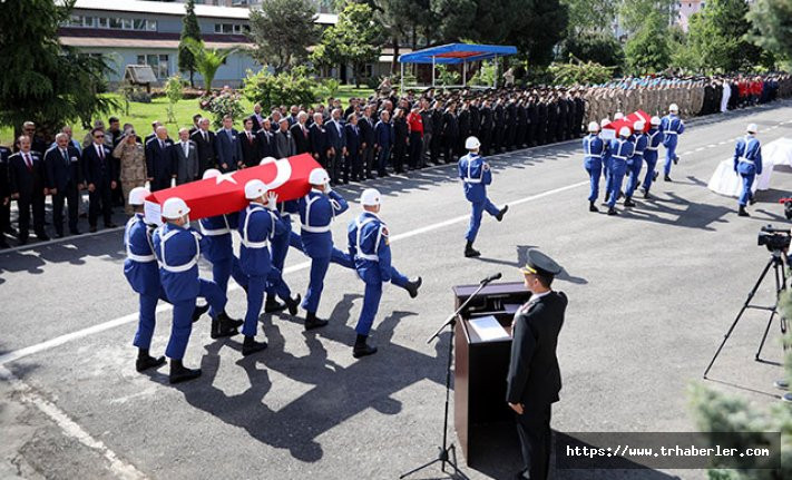 Trabzon'da şehit askerler için hüzünlü tören yürekleri yaktı!