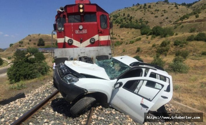 Elazığ'da feci tren kazası! Ölü ve yaralılar var