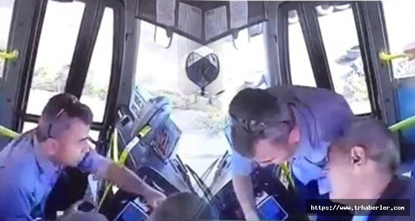 Halk otobüsü şoförü direksiyon başında kalp krizi geçirdi, faciayı bekçi önledi! video izle