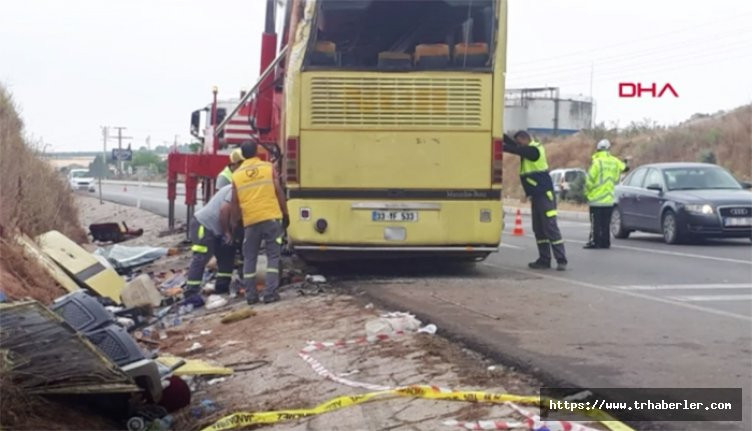 Korkunç kaza! Tur otobüsü ile otomobil çarpıştı: 4 ölü, 35 yaralı! video izle