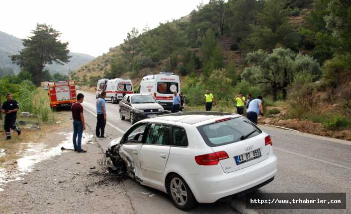 Mersin'de trafik kazası: 10 yaralı