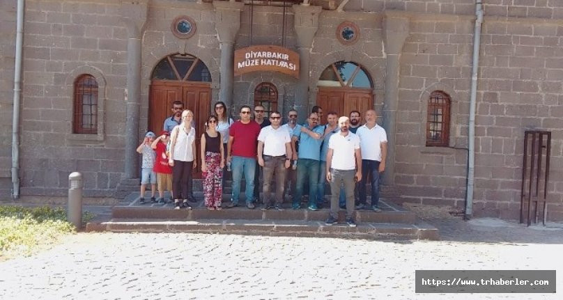 Öğretmenler Diyarbakır'ın tarihi yerlerini gezdi