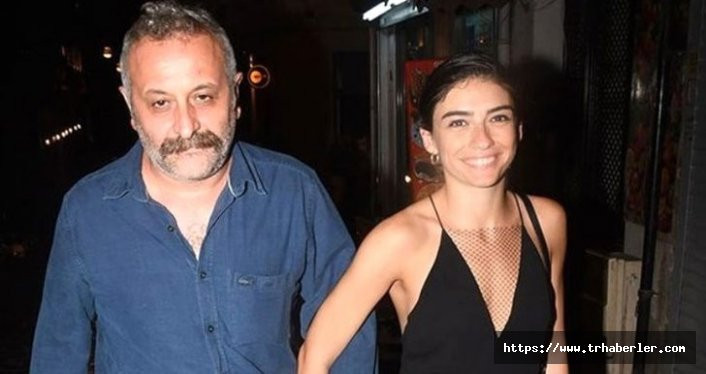 Oyuncu Hazar Ergüçlü'nün İstanbul'un fethine ilişkin paylaşımına tepki yağdı