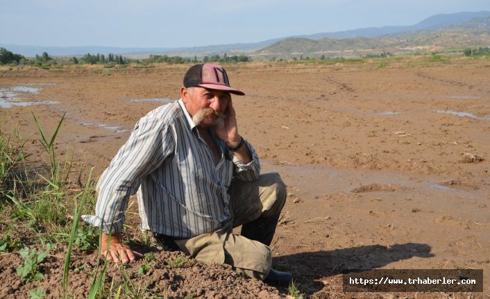 Tarlalarına gelen su HES yüzünden kesilen çiftçiler çaresizlik içinde
