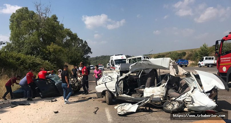 Adana'da 3 araç çarpıştı otomobil hurdaya döndü
