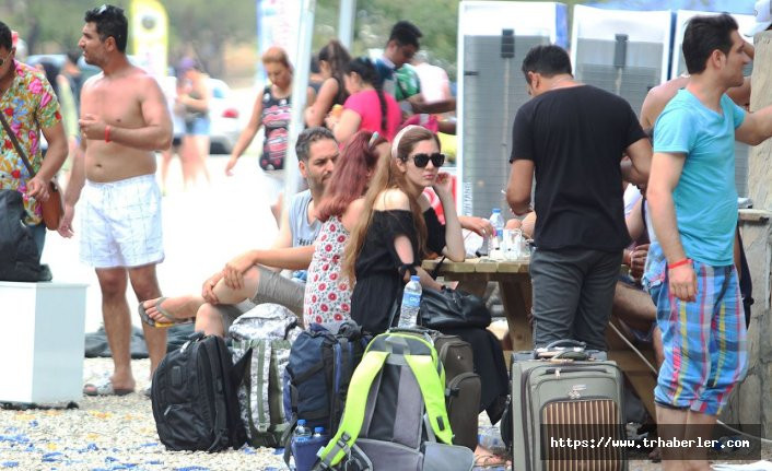 Antalya'da binlerce Türk ve İranlı turist festival pahanesiyle mağdur edildi!