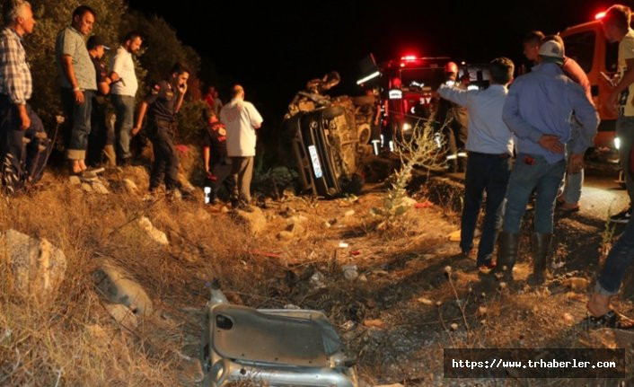 Aydın'da otomobil TIR'la çarpıştı karayolu kana bulandı! Ölü ve yaralılar var