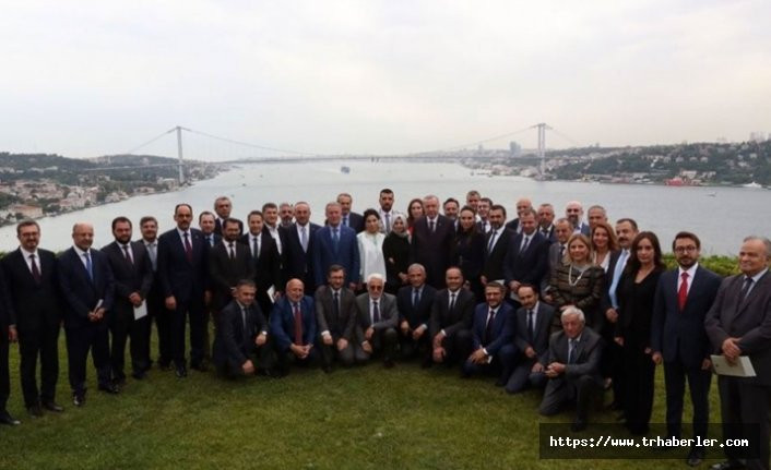 Cumhurbaşkanı Erdoğan genel yayın yönetmenleriyle toplantı yaptı