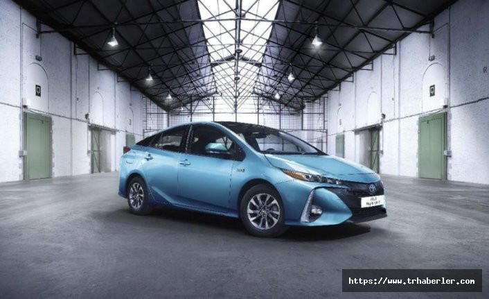 Toyota Prius Plug-in kilometrede 10 kuruş yakıyor