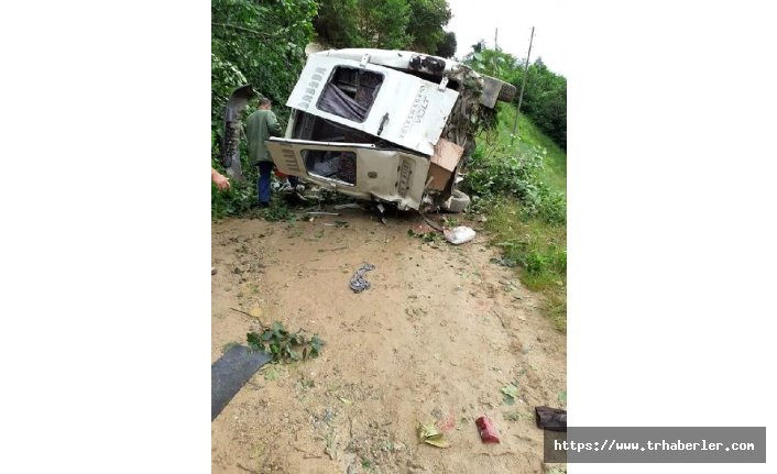 Yolcu minibüsü yayla yolunda devrildi: 5 ölü, 6 yaralı