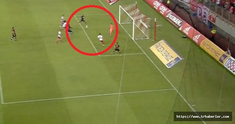 Robinho, Olympiakos maçında kaçırdığı golle yok artık dedirtti!