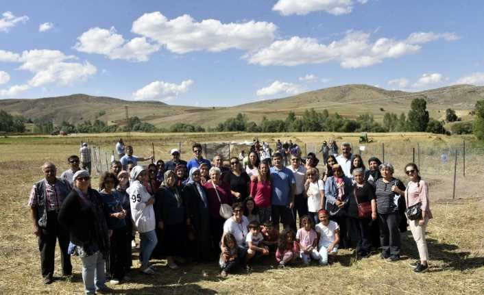 Satala Antik Kentine ilk tur otobüsü geldi