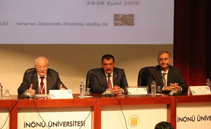 1. Uluslararası İletişim ve Yönetim Bilimleri Kongresi Malatya’da başladı