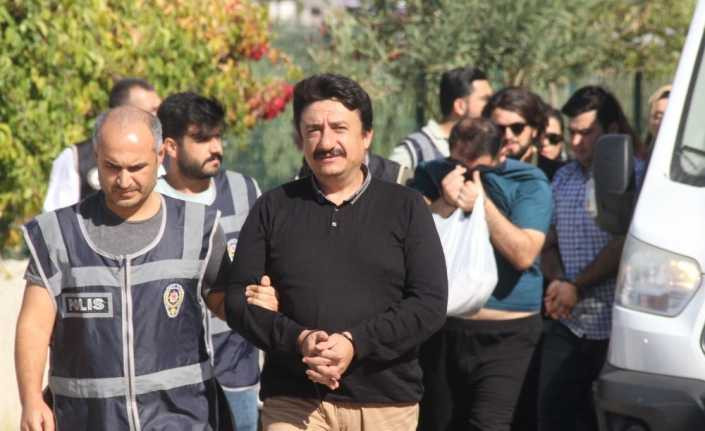 Adana’da FETÖ operasyonunda 4 tutuklama