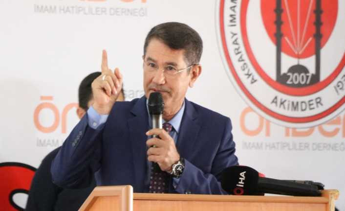 AK Partili Canikli: "İmam hatipler kapatılmasaydı 15 Temmuz ortaya çıkmazdı"