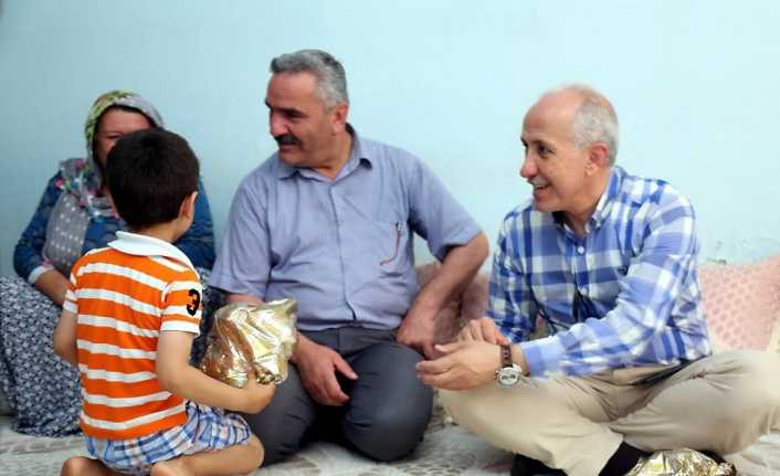 Akdeniz Belediyesi, şehit ailesine sahip çıktı