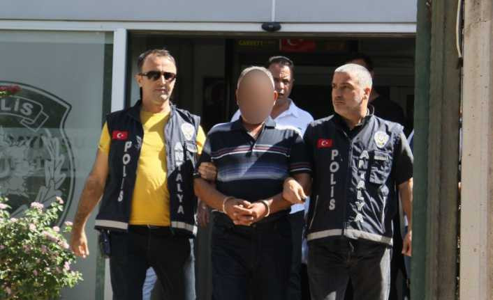 Antalya’da baltalı gaspçı tutuklandı