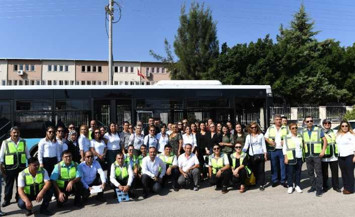 41’i kadın 224 otobüs şoförü adayı, direksiyon sınavından geçti