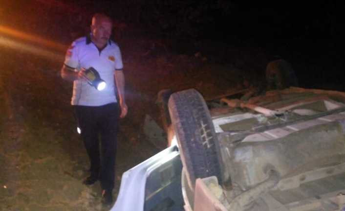 Amasya’da otomobil devrildi: 3 yaralı