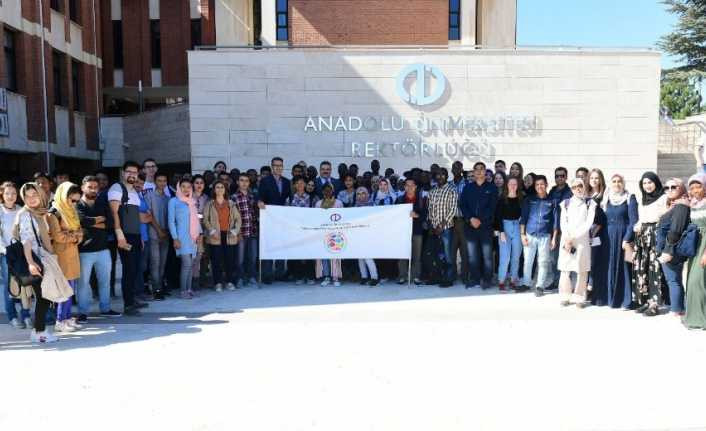 Anadolu Tömer öğrencileri kampüsü gezdi
