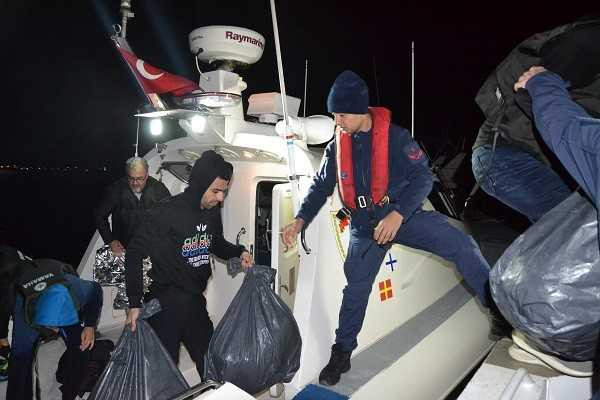 Balıkesir’de 5 düzensiz göçmen yakalandı