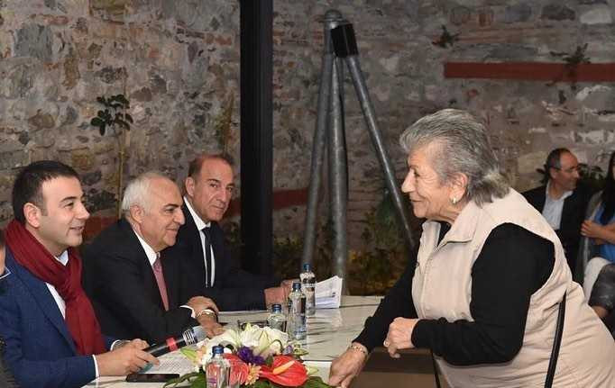Başkan Akpolat Ortaköy esnafları ve sakinleri ile bir araya geldi