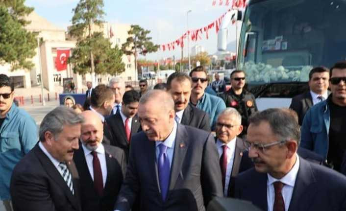 Başkan Mustafa Palancıoğlu, Cumhurbaşkanı Recep Tayyip Erdoğan’a Melikgazi’nin 5 yatırımı hakkında bilgi verdi