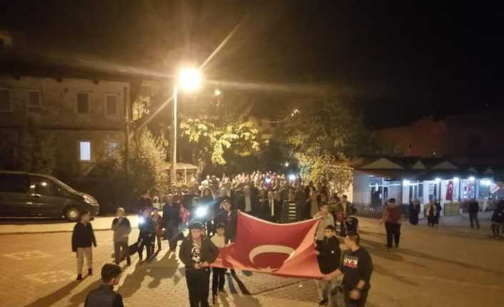 Bayırköy’de fener alayı düzenlendi